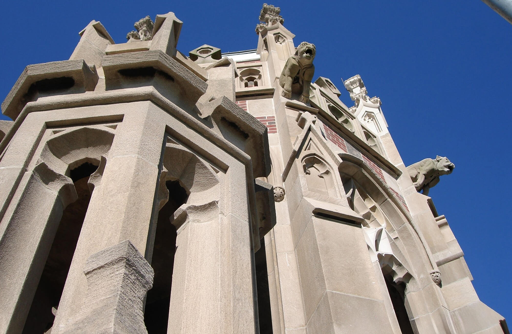 Chicago theological building masonry services